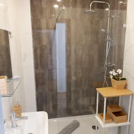 Vi Mar - * 拉哥斯