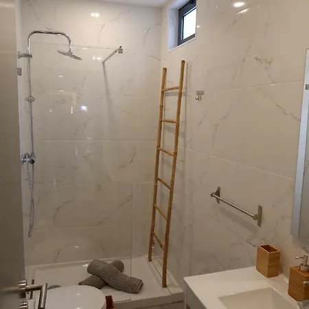 Vi Mar - Habitación en casa particular Lagos